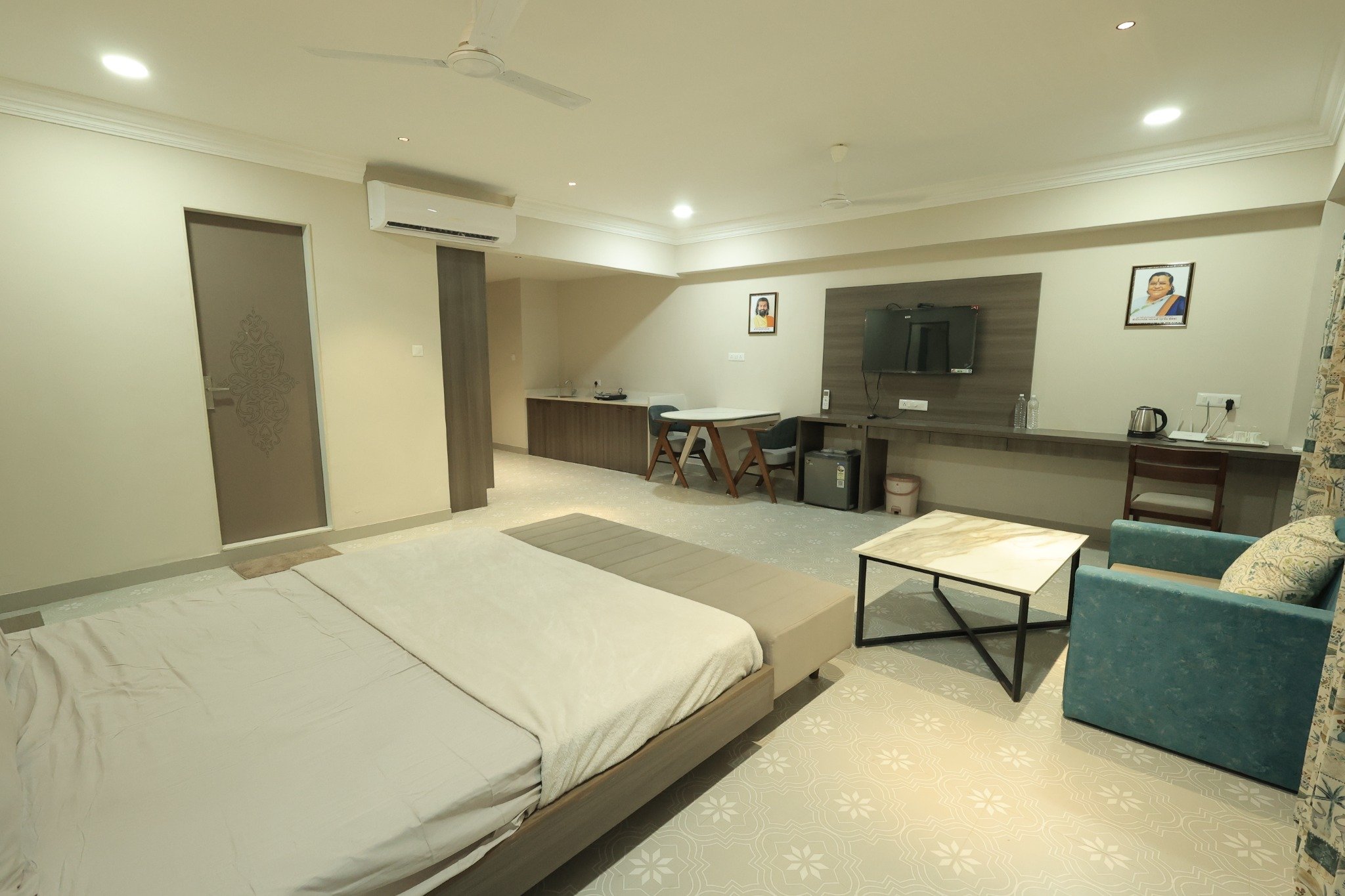 Suite Room 3